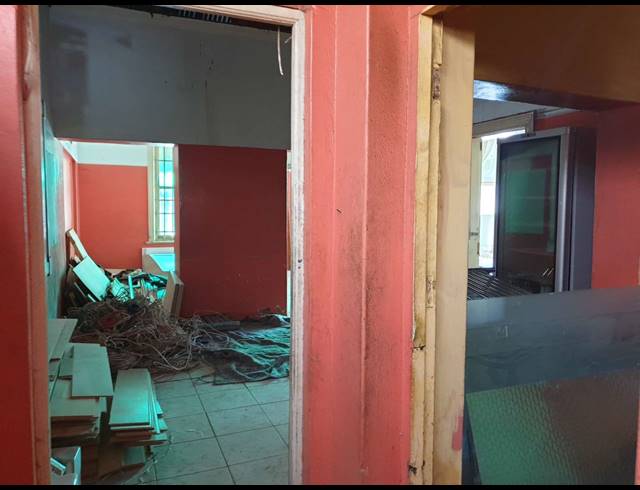 142M² RETAIL FOR SALE IN WOODSTOCK